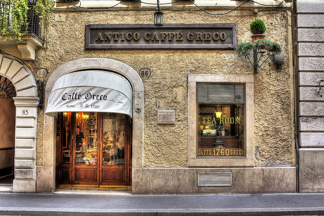 Кафе Греко на виа Кондотти в Риме